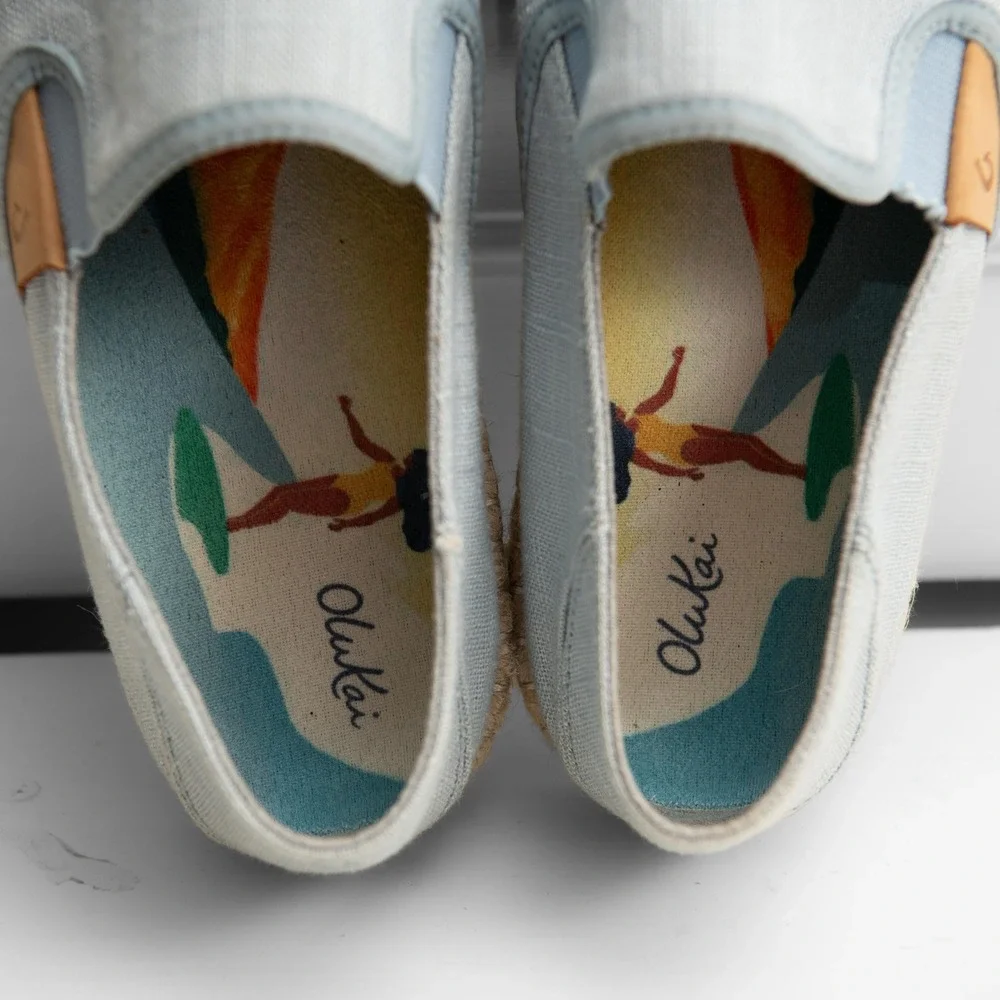 OluKai Pehuea Li Sz 9 Blue Linen Slip On Espadrille Flats Beachy Island Style